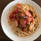 なすと魚肉ソーセージのトマトパスタ